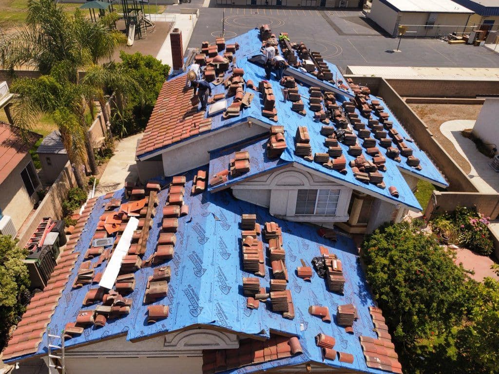 Gallery photos for Innovative Tile Roofing Project in California: Image #1