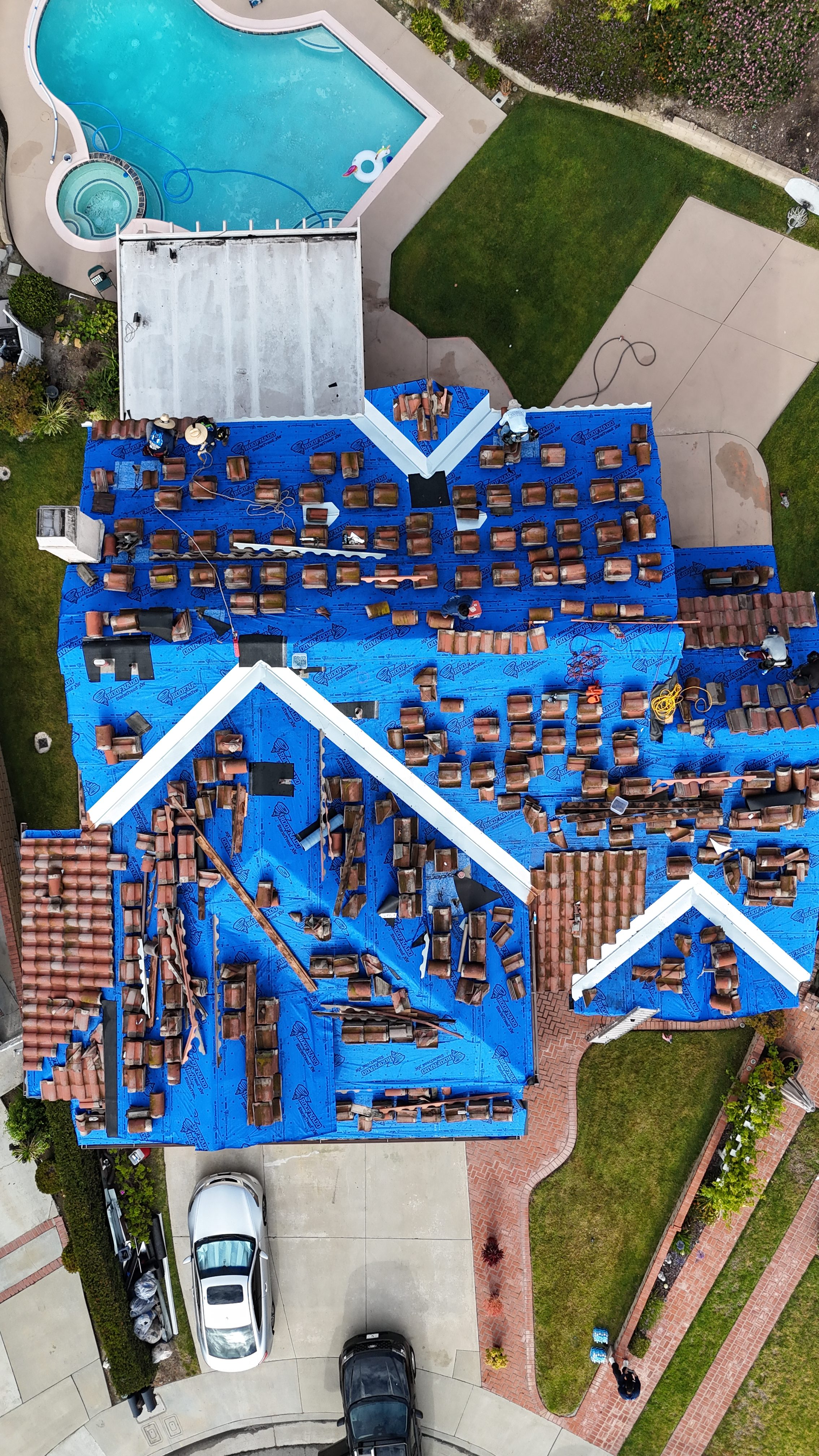 Roofing in Huntington Beach, CA: The Coastal Homeowner’s Complete Guide for 2026